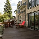 Schönste Lage am Rhein in unmittelbarer Stadtnähe, B&B