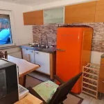 Schönste Lage am Rhein in unmittelbarer Stadtnähe, B&B