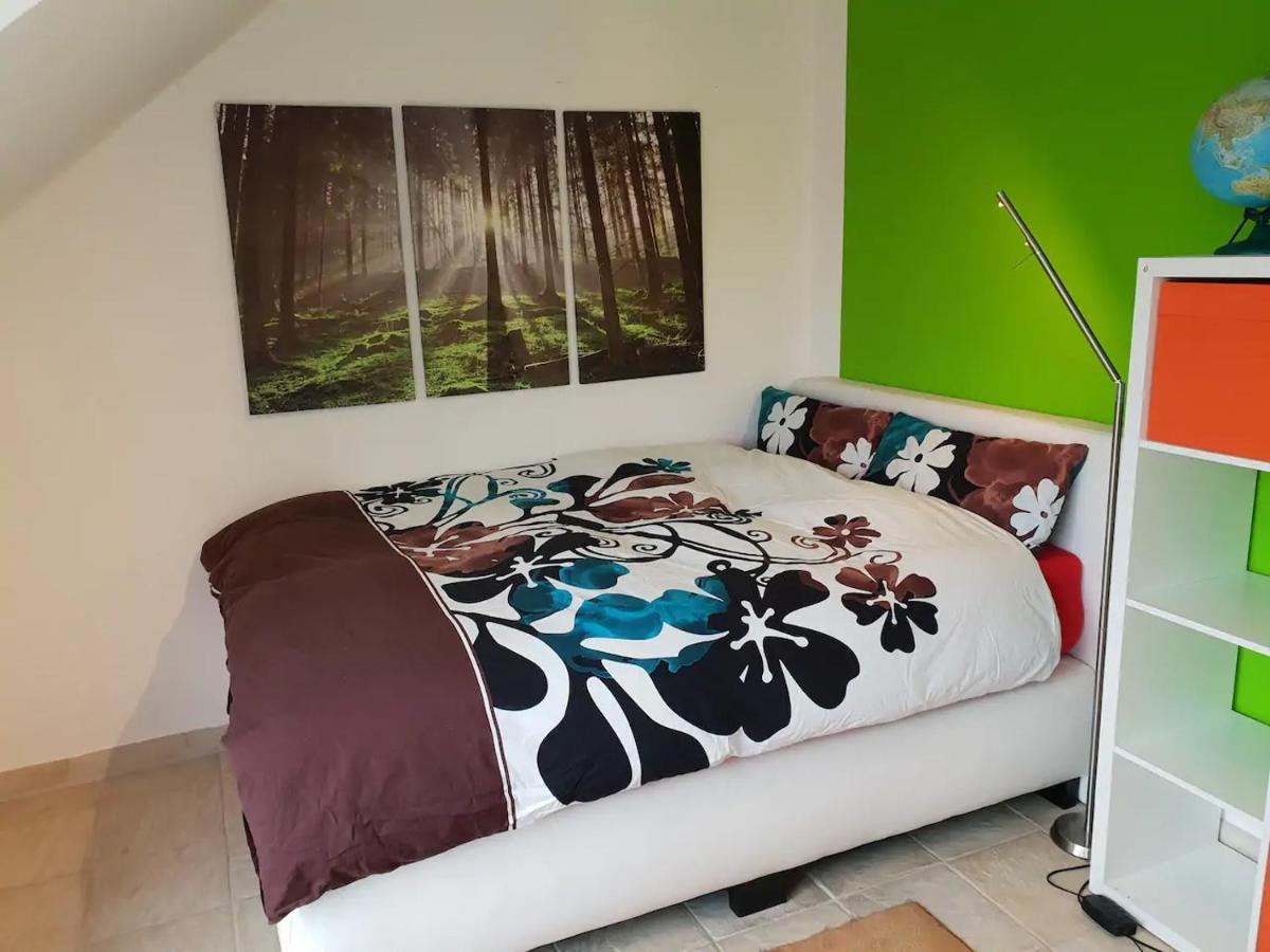 Frühstückspension Schönste Lage Am Rhein In Unmittelbarer Stadtnähe, Köln